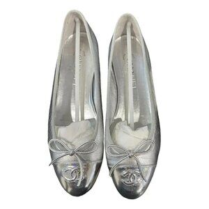 ‼️SOLD ‼️ Chanel Silver Ballet Flats